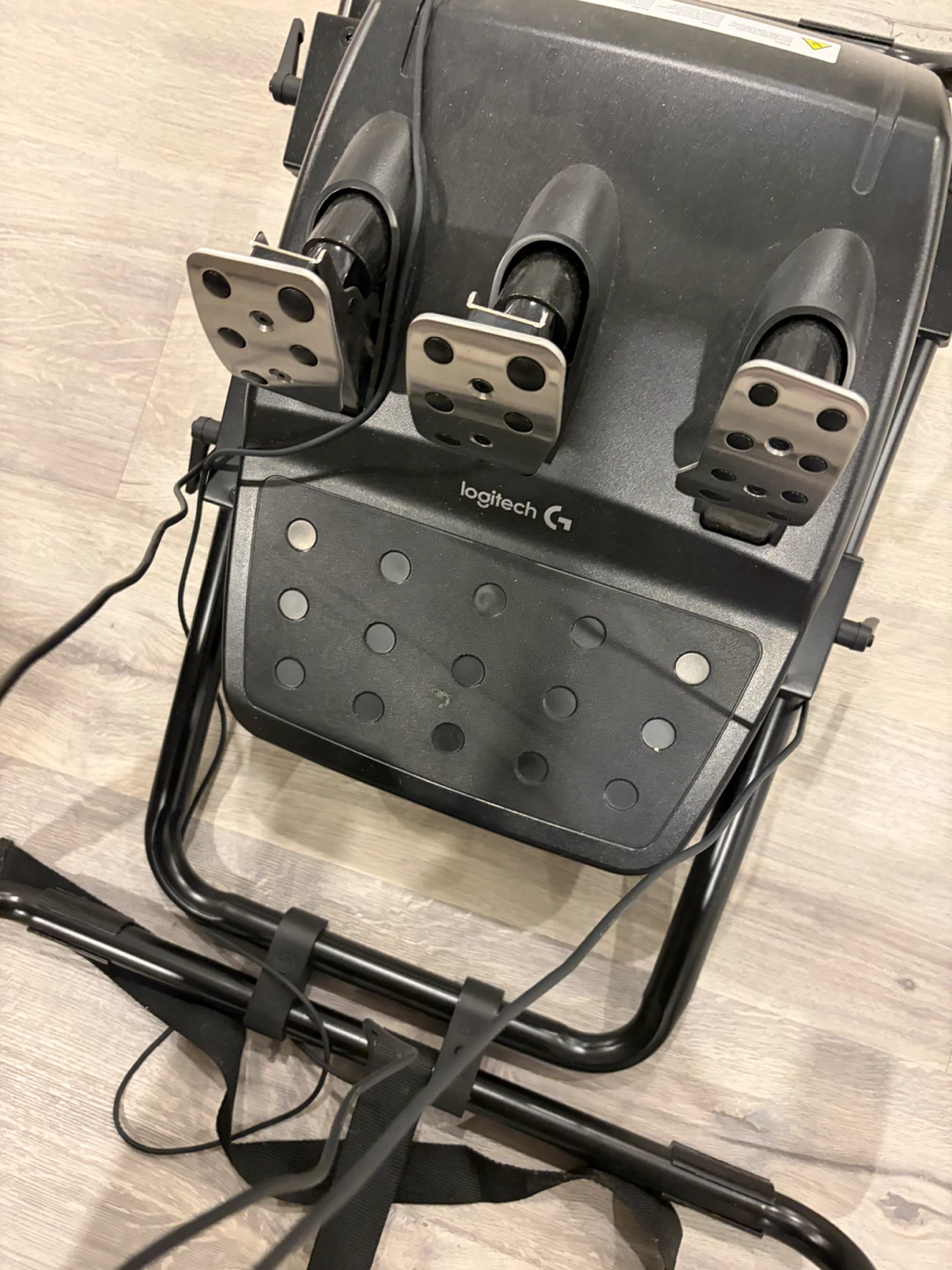 Next Level GT Lite Chair and Logitech wheel and pedals - photo 4