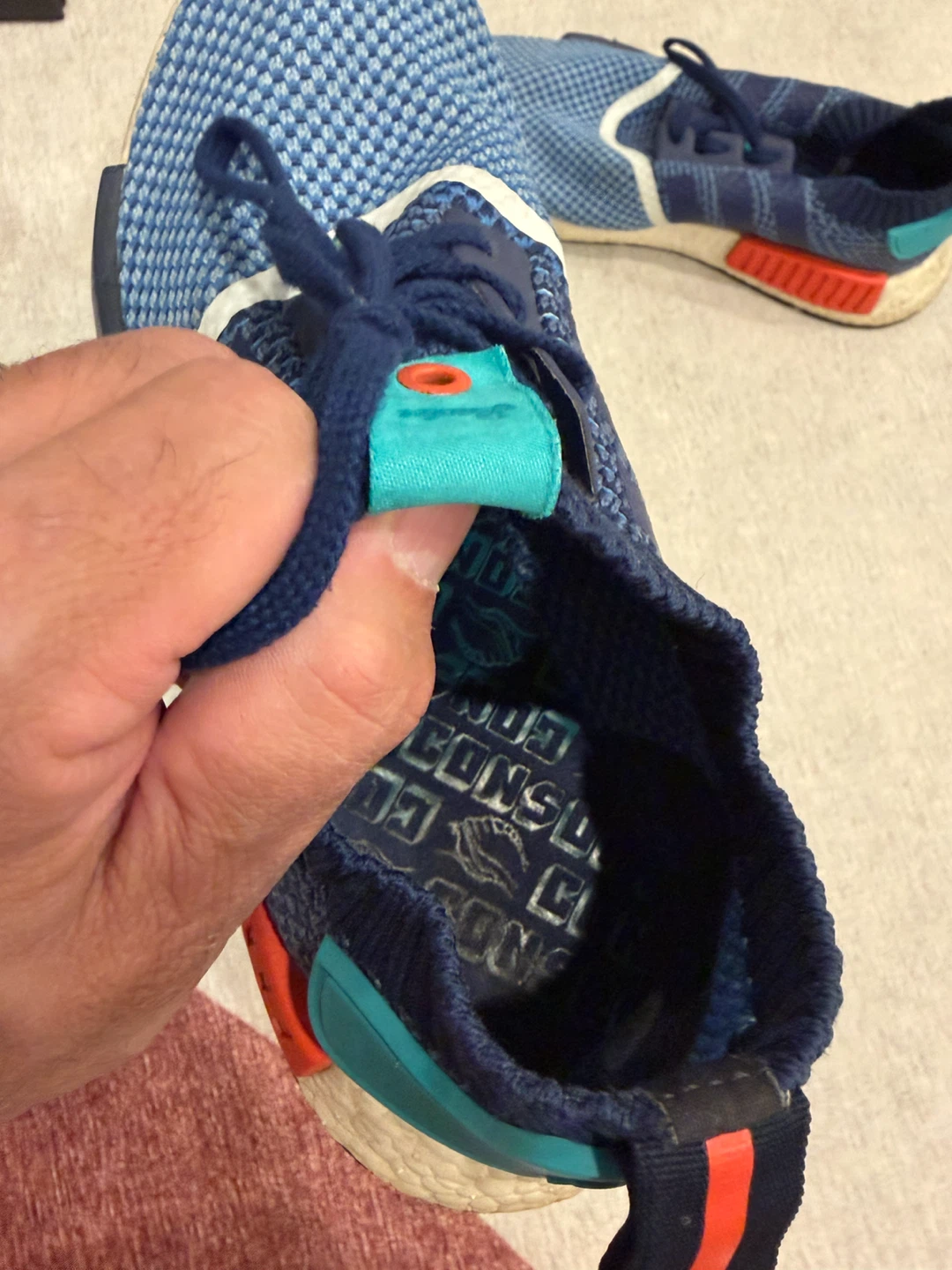 Adidas NMD R1 Shoes Size 9 - photo 2