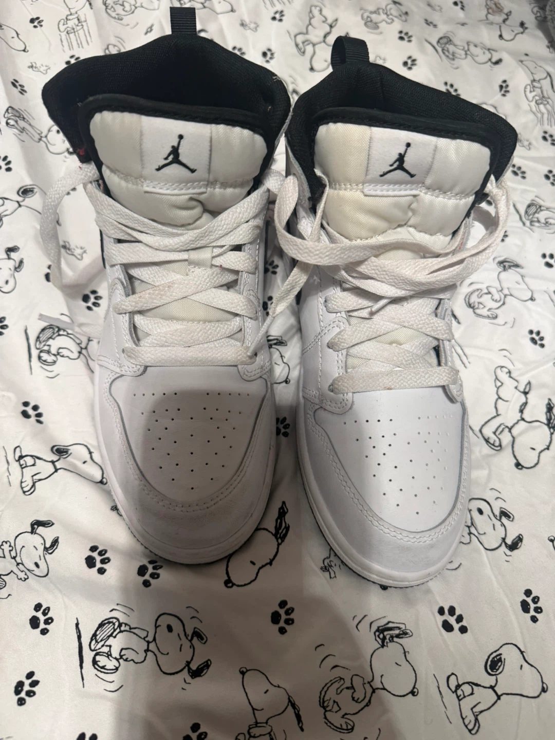 Nike Air Jordan 1 Mid SE Shoes - photo 2