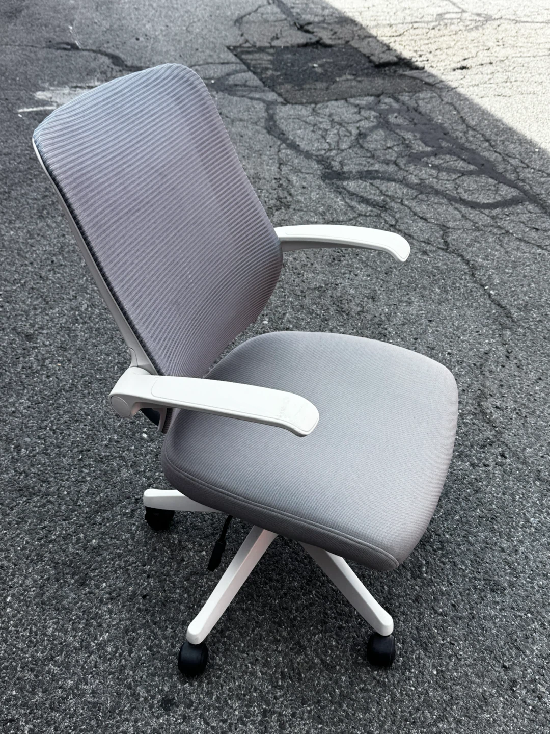 Grey Office Chair with Mesh Back