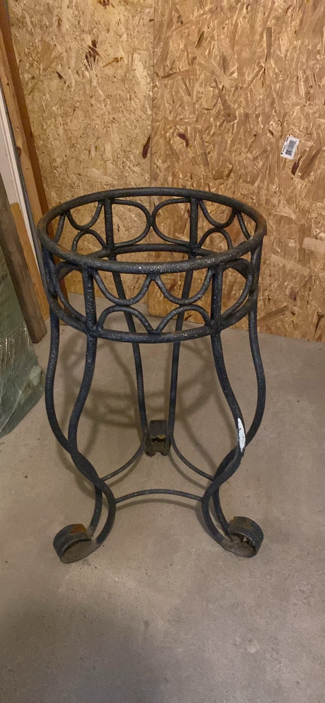 FLOWER METAL STAND