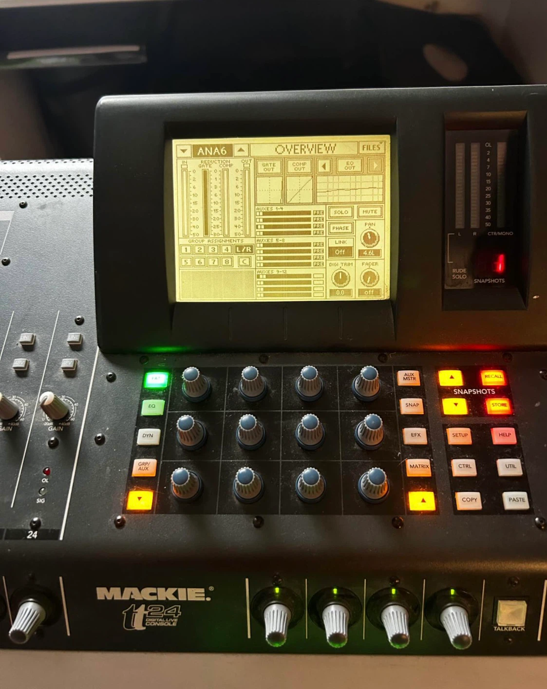 Mackie 1124 Analog Digital Console - photo 4