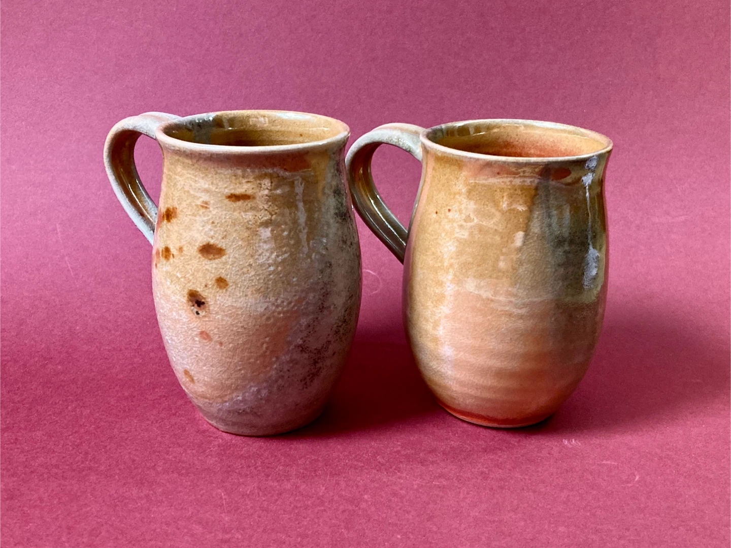 Pair of Large Matching Studio Pottery Mugs - photo 2