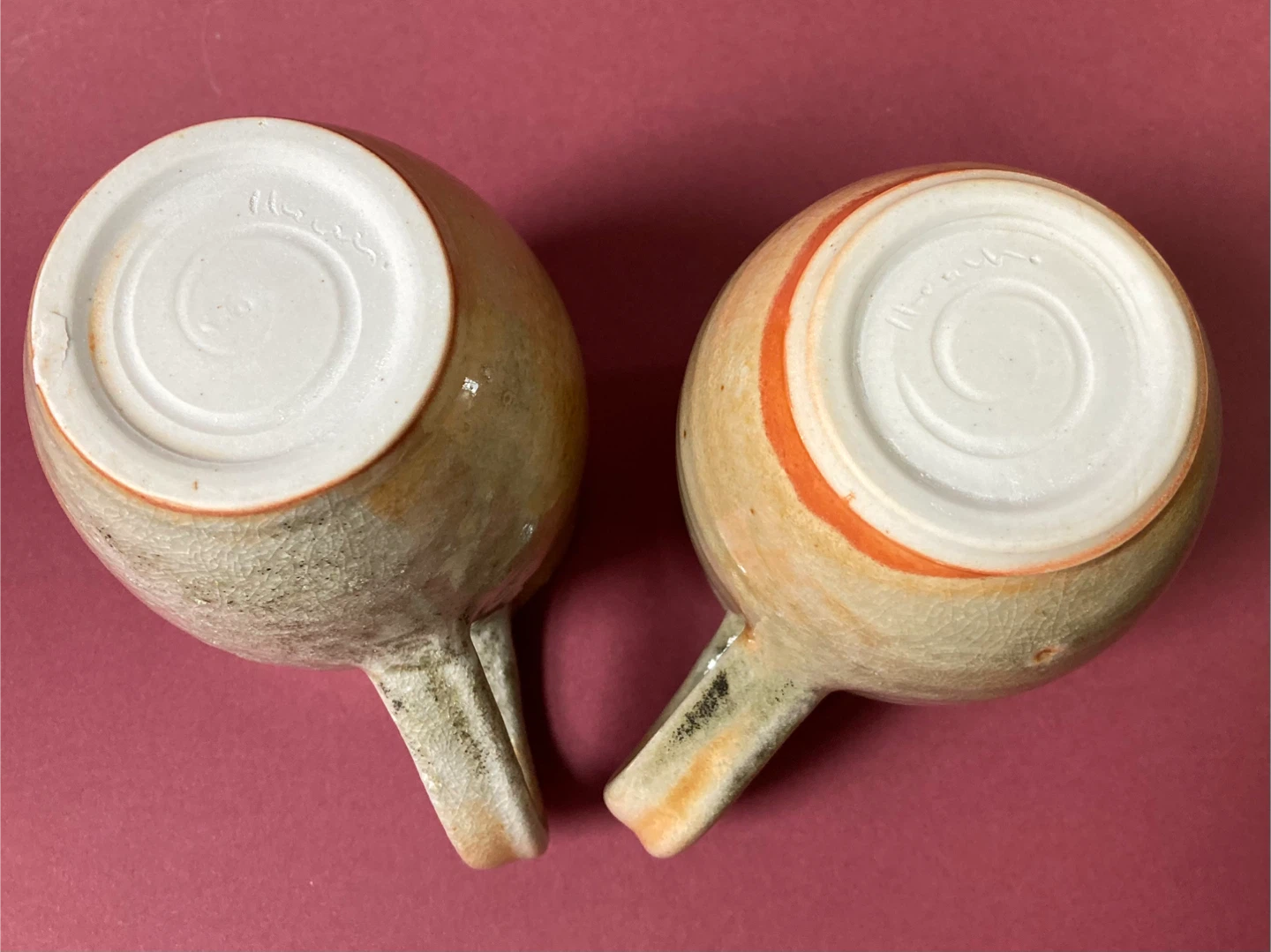 Pair of Large Matching Studio Pottery Mugs - photo 5