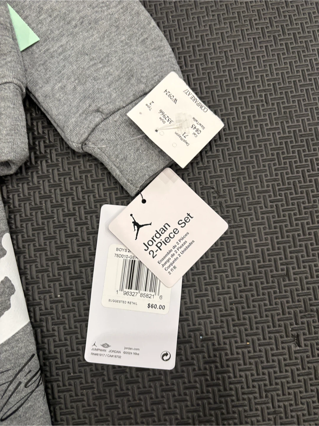 Jordan Baby Boys 2-Piece Hoodie and Pants Set - photo 3