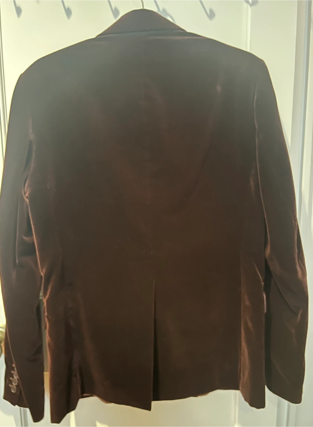 Men's Burgundy Velvet Blazer, Size 38 - photo 2