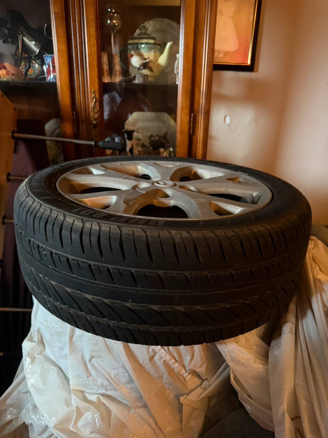 Mazda Alloy Wheel with Tire - photo 2