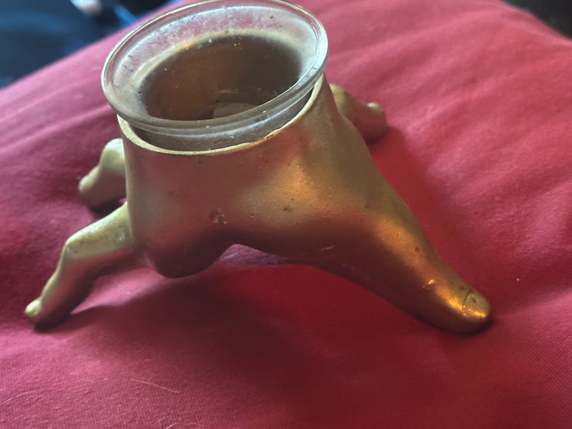 Creepy Gold Crawling Hand Tealight Holder - photo 3