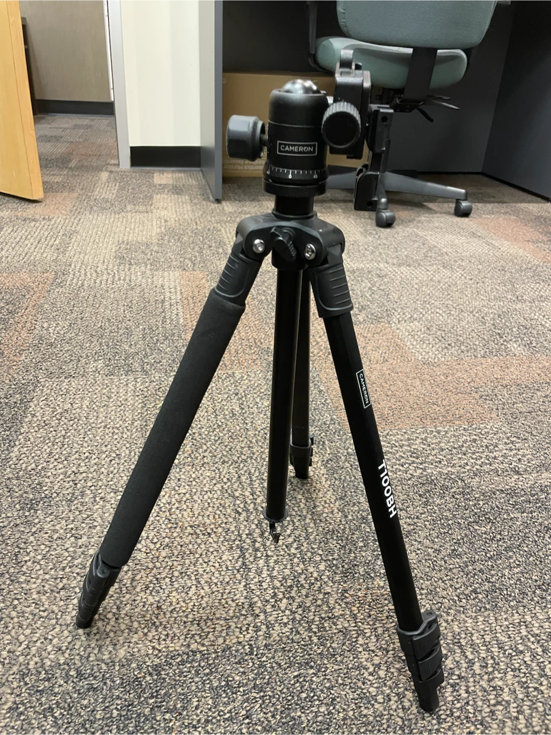 Cameron T100BH Tripod with Ball Head - photo 2