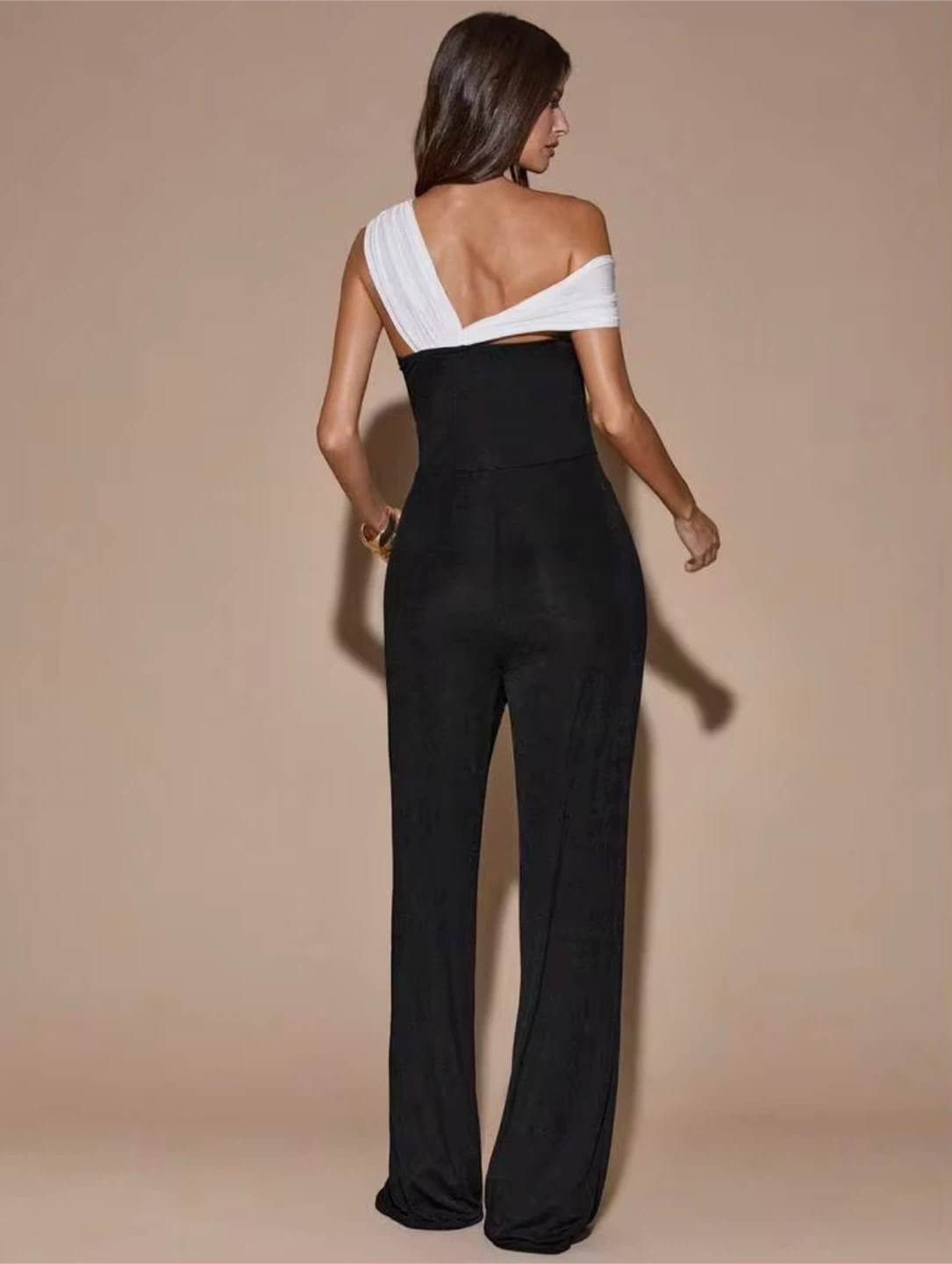 Black and white off-the-shoulder jumpsuit NEW - photo 2