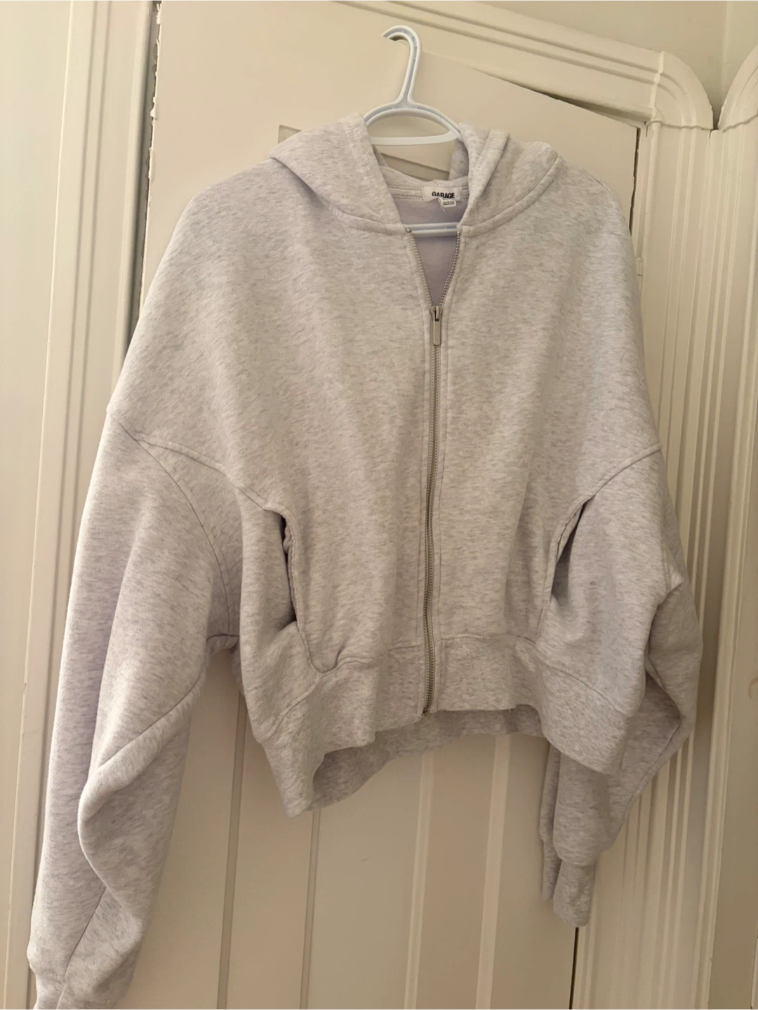 Garage Grey Zip-Up Hoodie L/XL crop