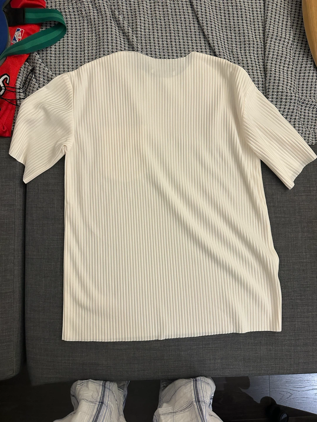 Zara Cream Pleated Pocket T-Shirt Size S fits like M - photo 3