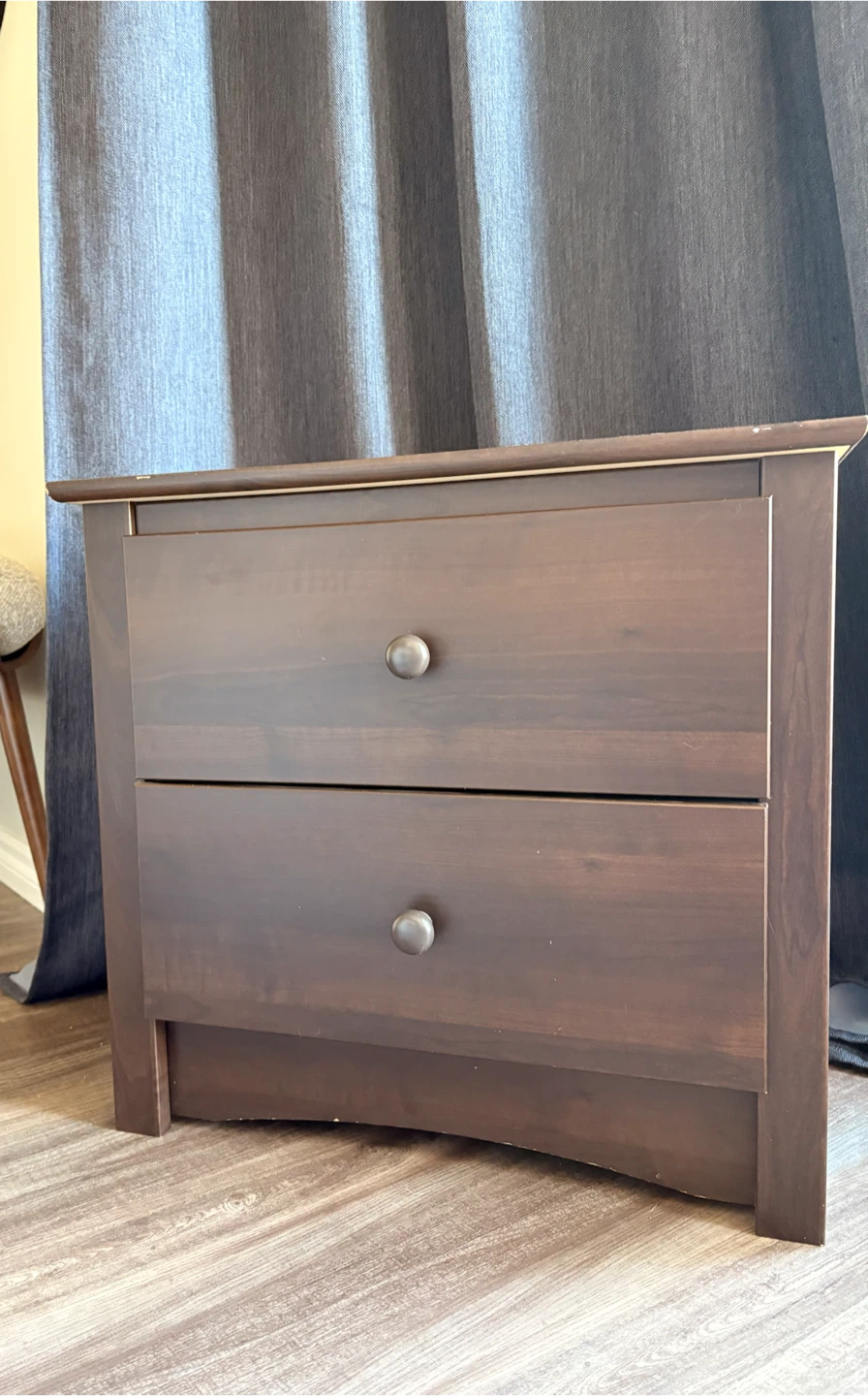 2-Drawer Nightstand