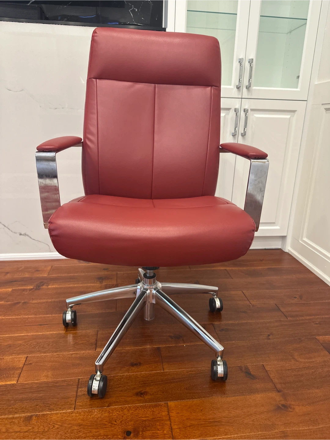 Office chair - photo 3