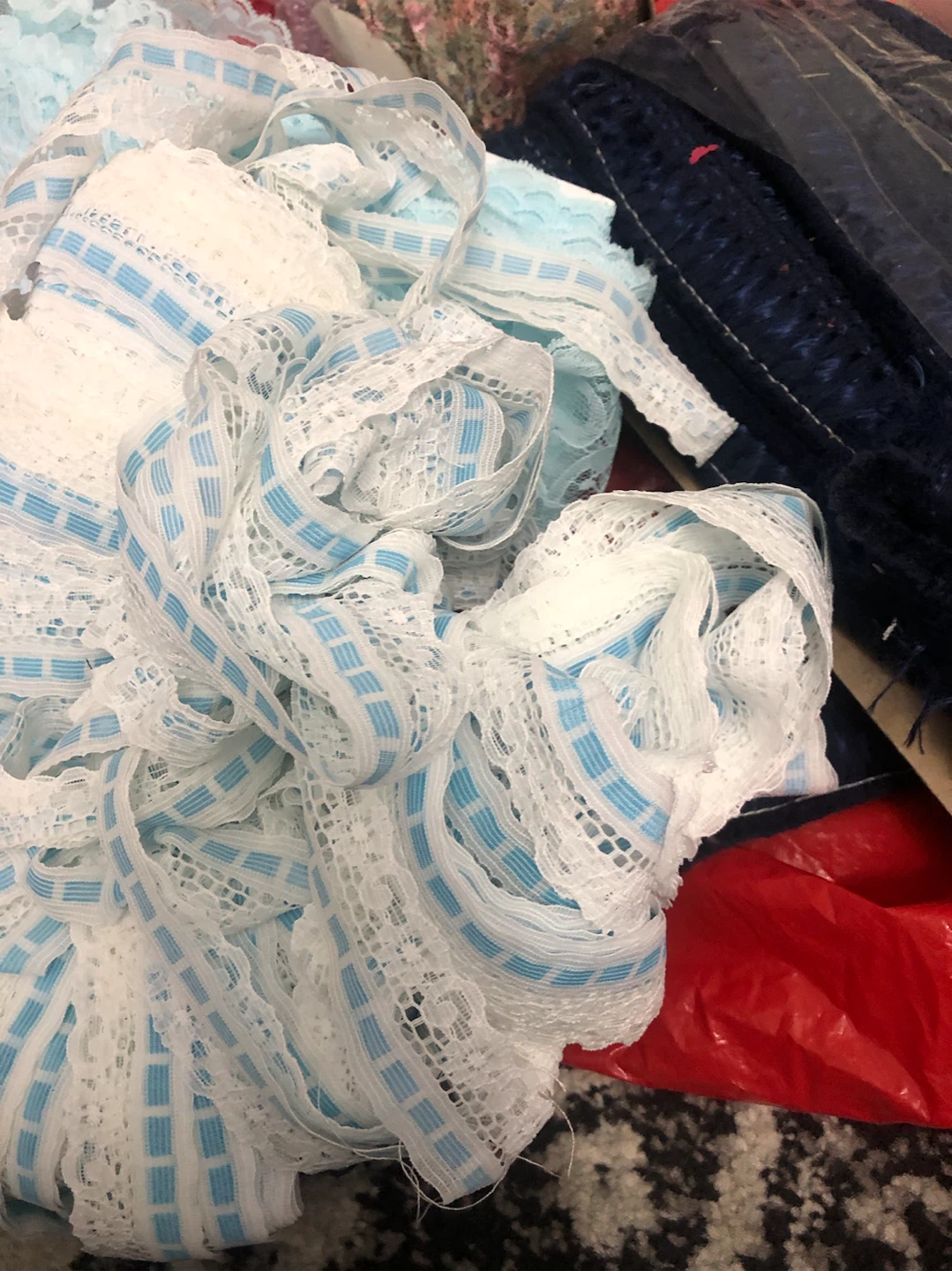 Fabric Trims and Lace Bundle each one mor then 100 meters - photo 2