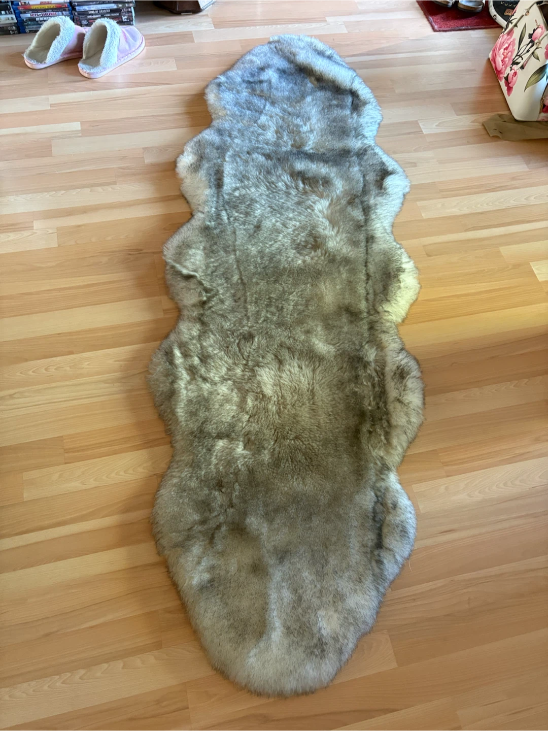 Faux Fur Trow 6 feet long x 2 feet wide $25 firm