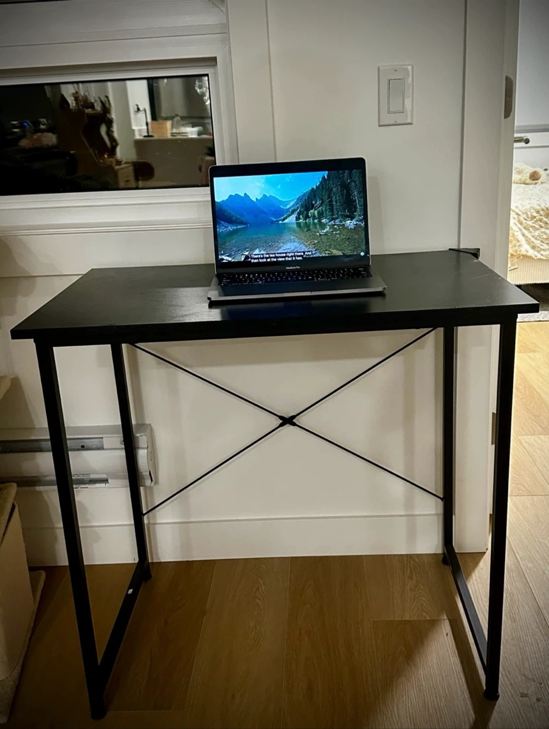 Computer desk