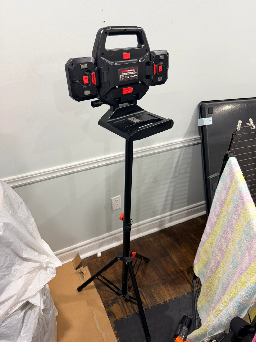 Work Light with Tripod - photo 5