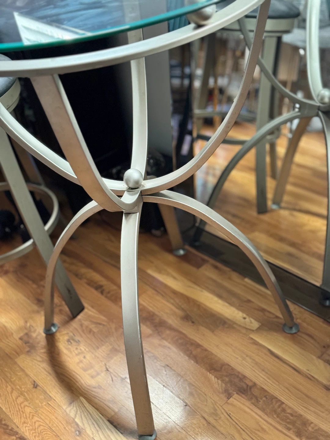 Contemporary Modern Barstool-Height Dining Table. - photo 5