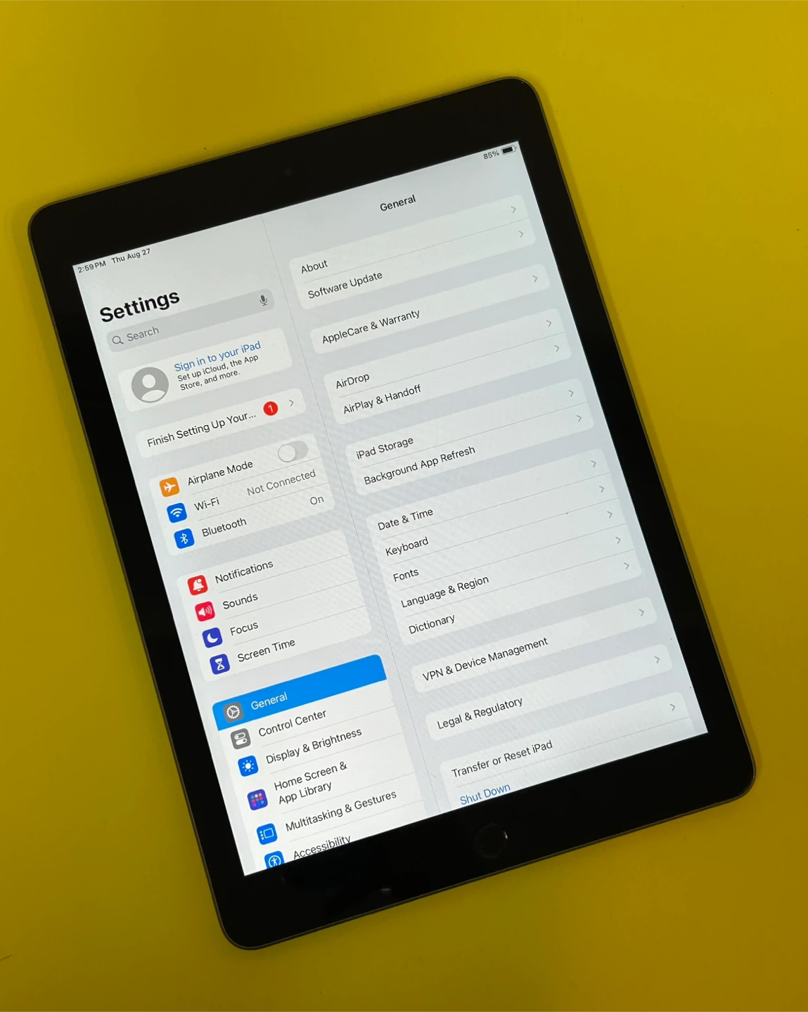 IPAD 6th GENERATION 32GB UNLOCKED - photo 3