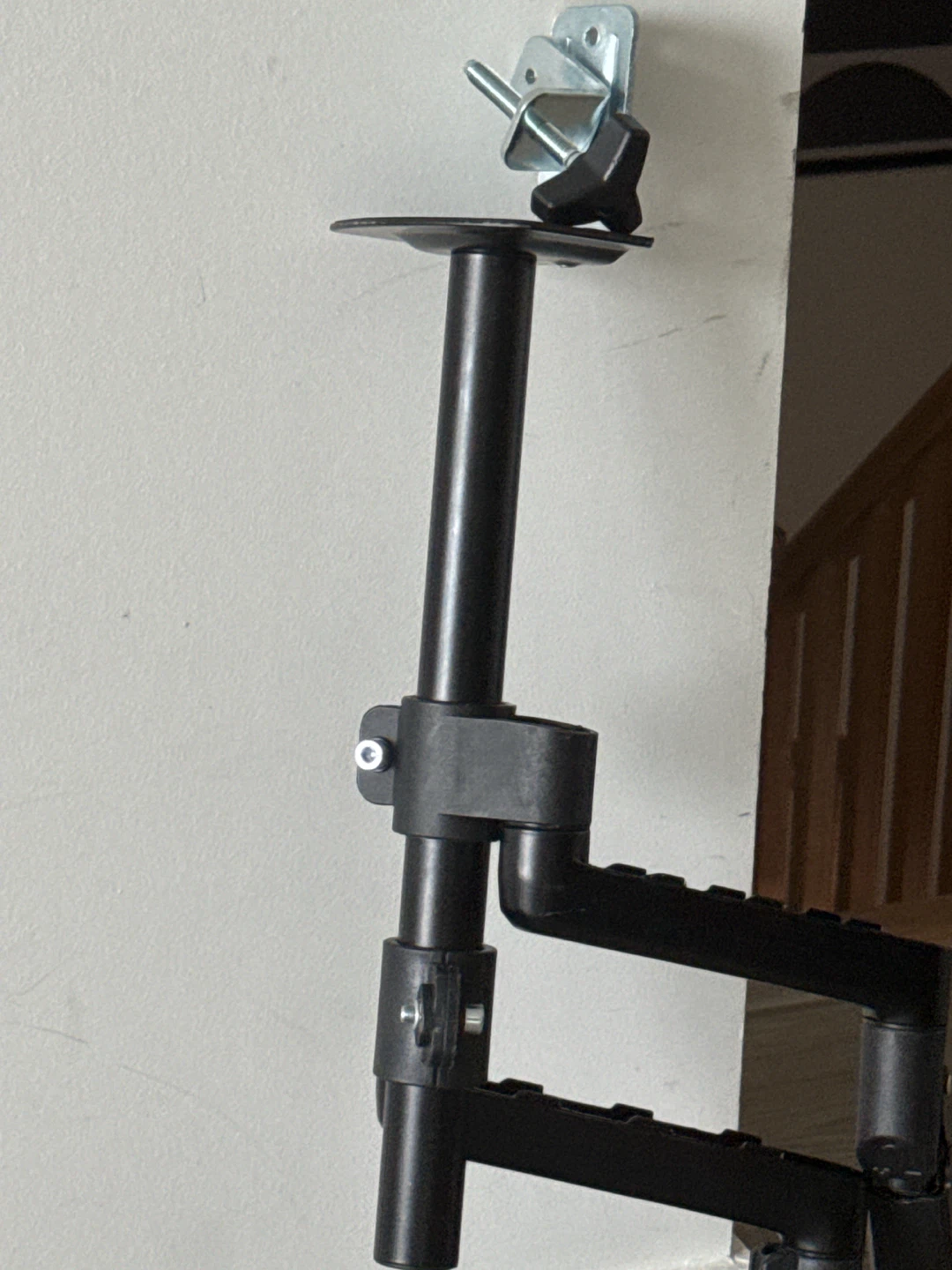 Computer screen mount