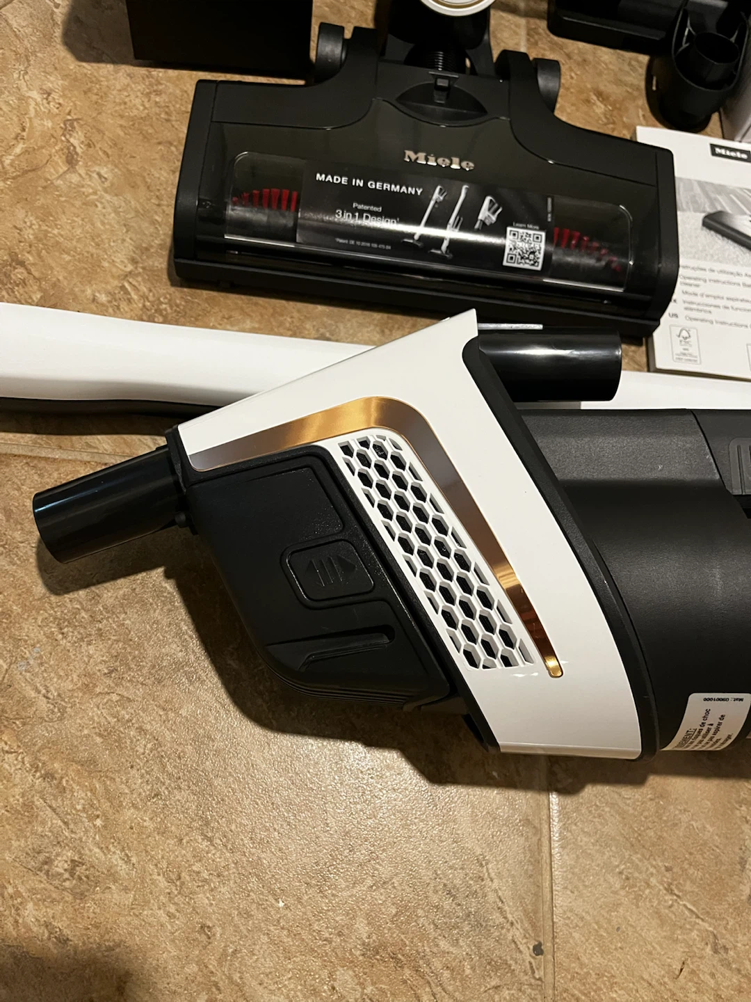 Miele Triflex HX2 Cordless Stick Vacuum Cleaner - photo 2