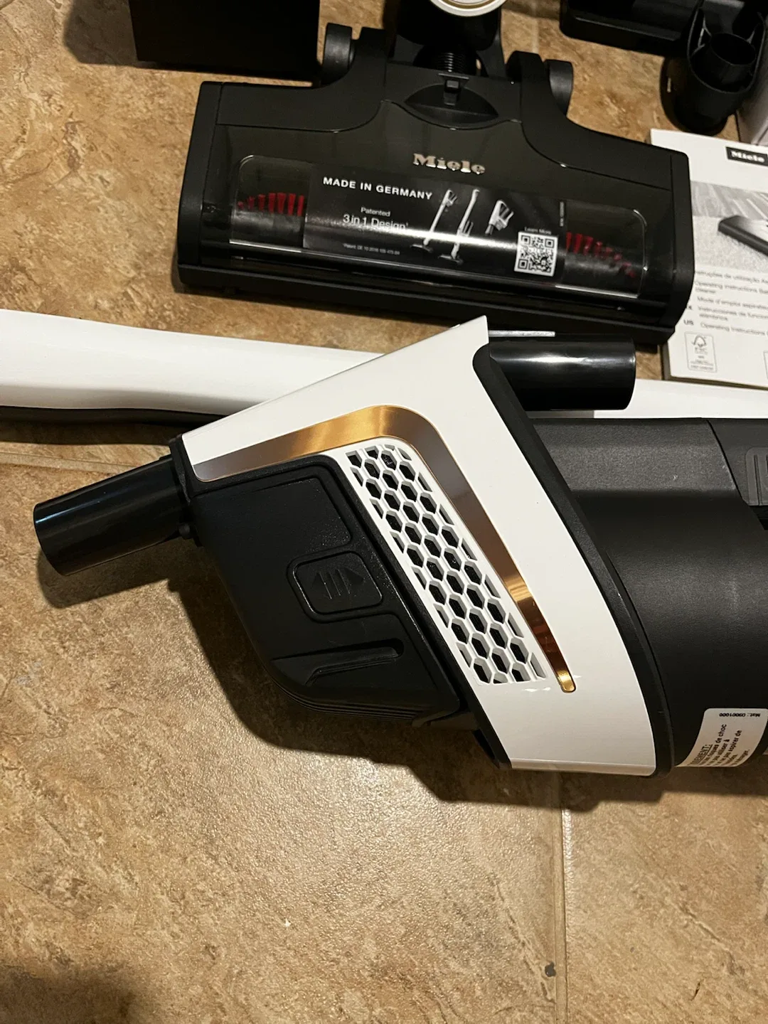Miele Triflex HX2 Cordless Stick Vacuum Cleaner - photo 2