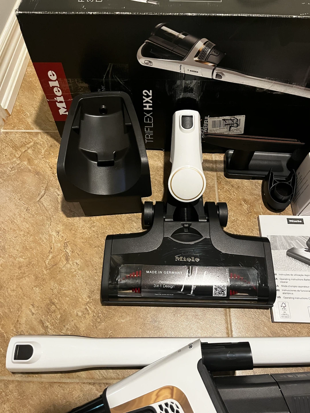 Miele Triflex HX2 Cordless Stick Vacuum Cleaner - photo 4