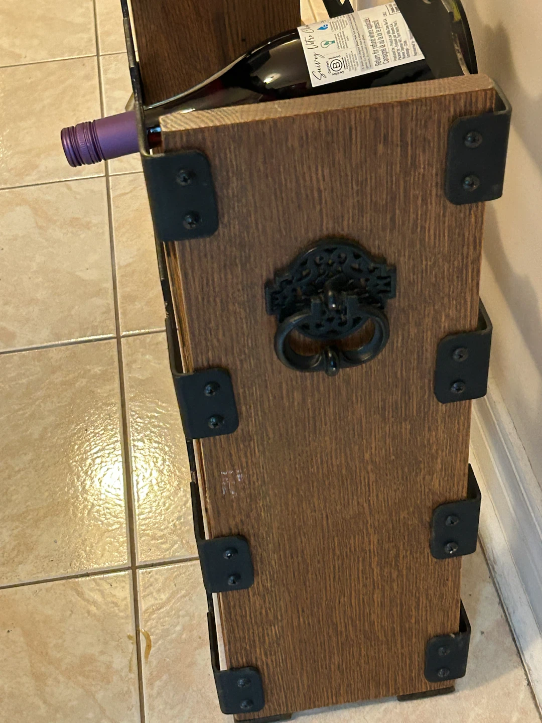 Wooden Wine Rack with Decorative Handle - photo 4