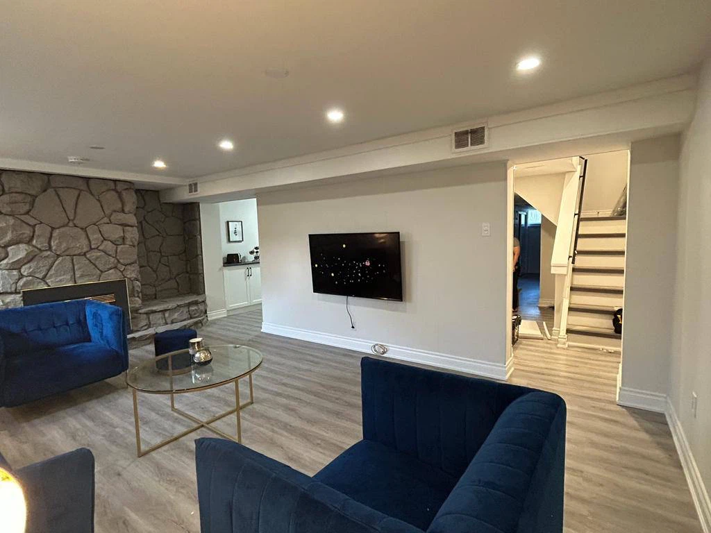 2 bedroom 1 bath basement - photo 3