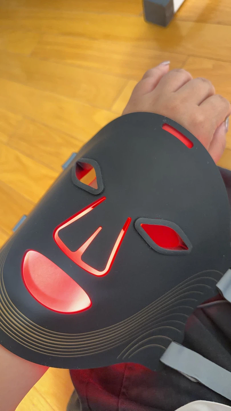 BNIB!!LED Photon Mask Instrument