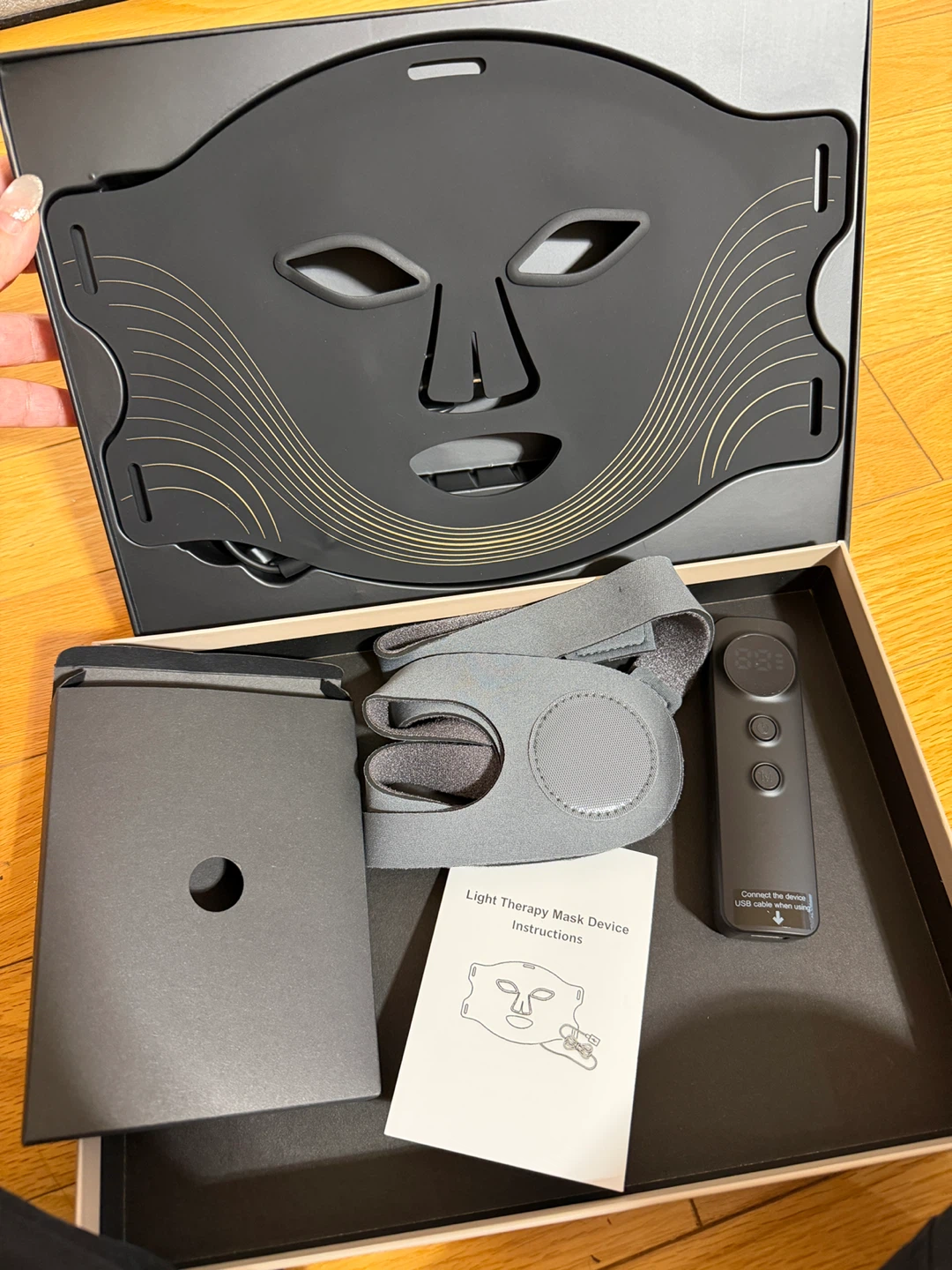 BNIB!!LED Photon Mask Instrument - photo 3