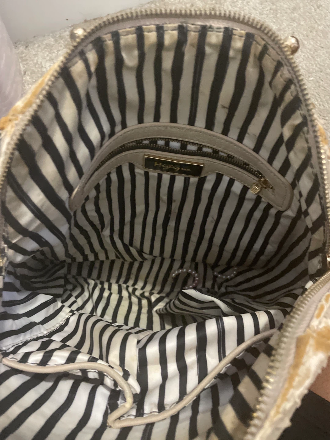 Betsey Johnson Beige Quilted Satchel Handbag - photo 2