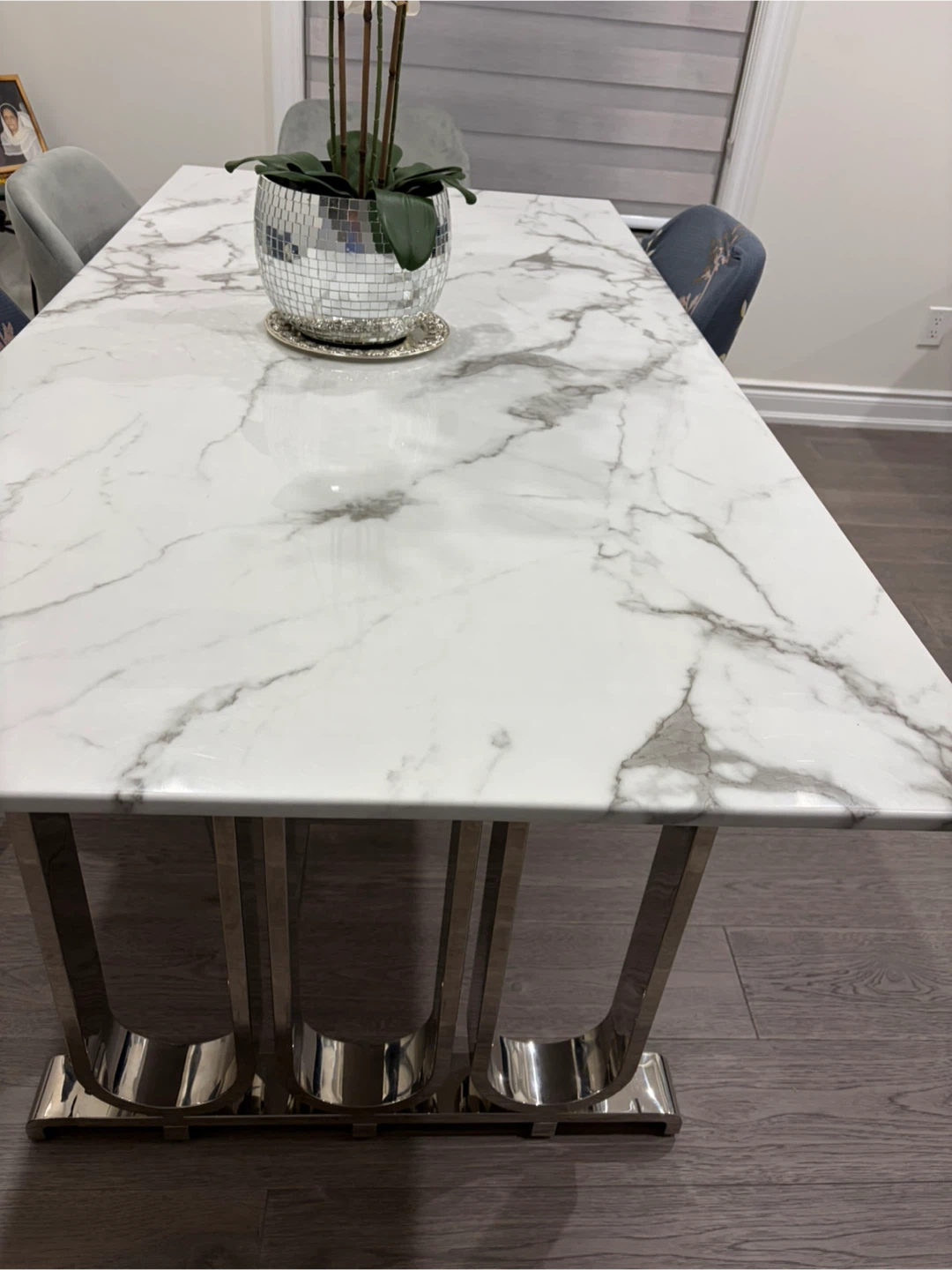 Marble Dining Table with Chrome Base - photo 2