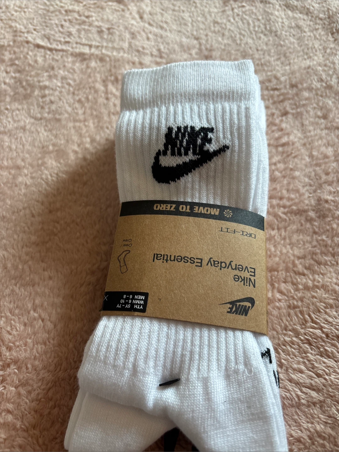 Nike Everyday Essential Crew Socks - White
