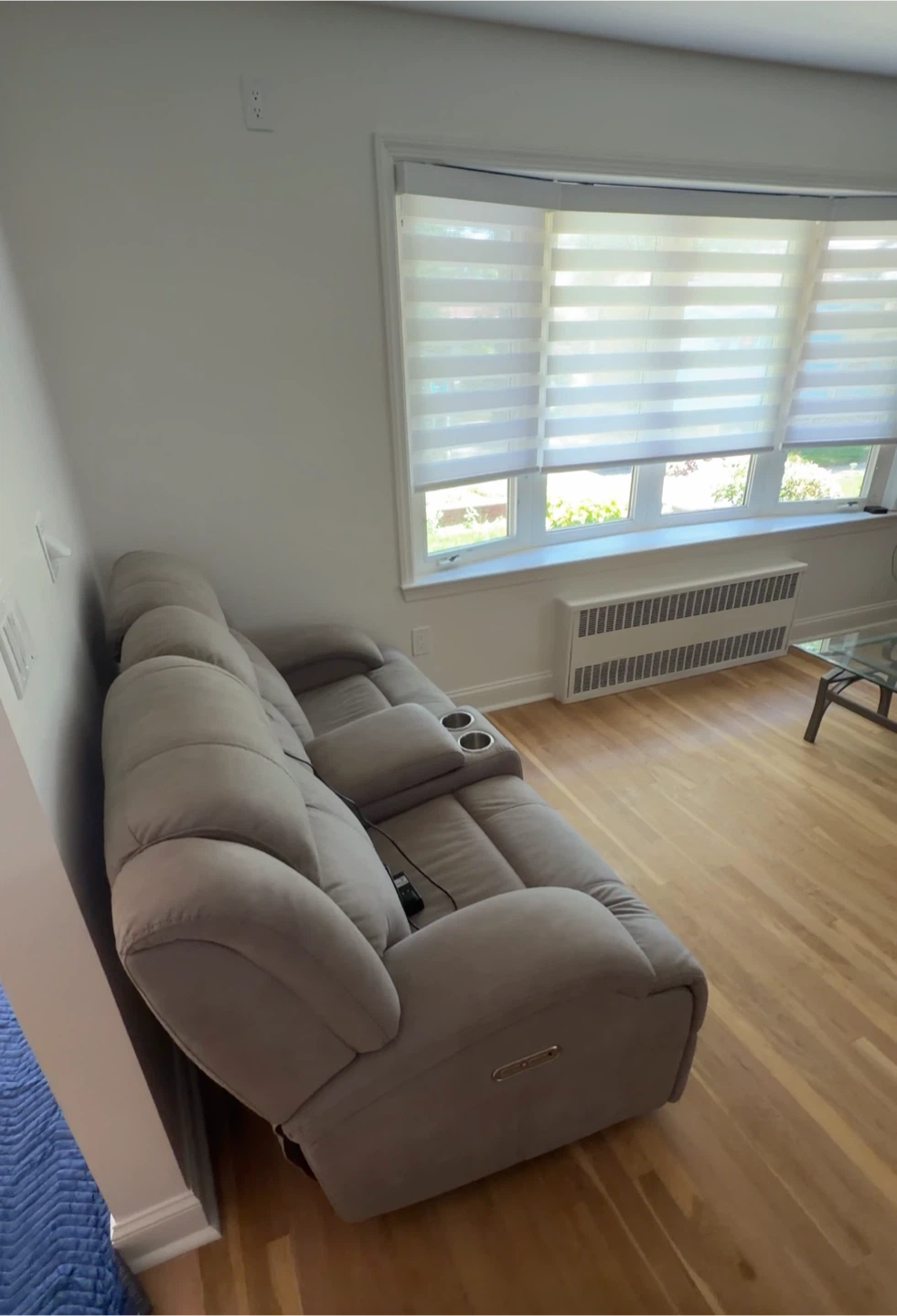 Power Reclining Sofa - Light Gray