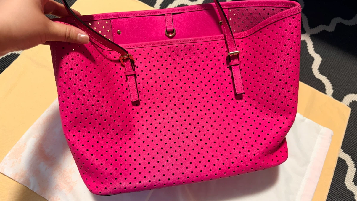 Michael Kors Dark Pink Perforated Tote Bag - photo 3