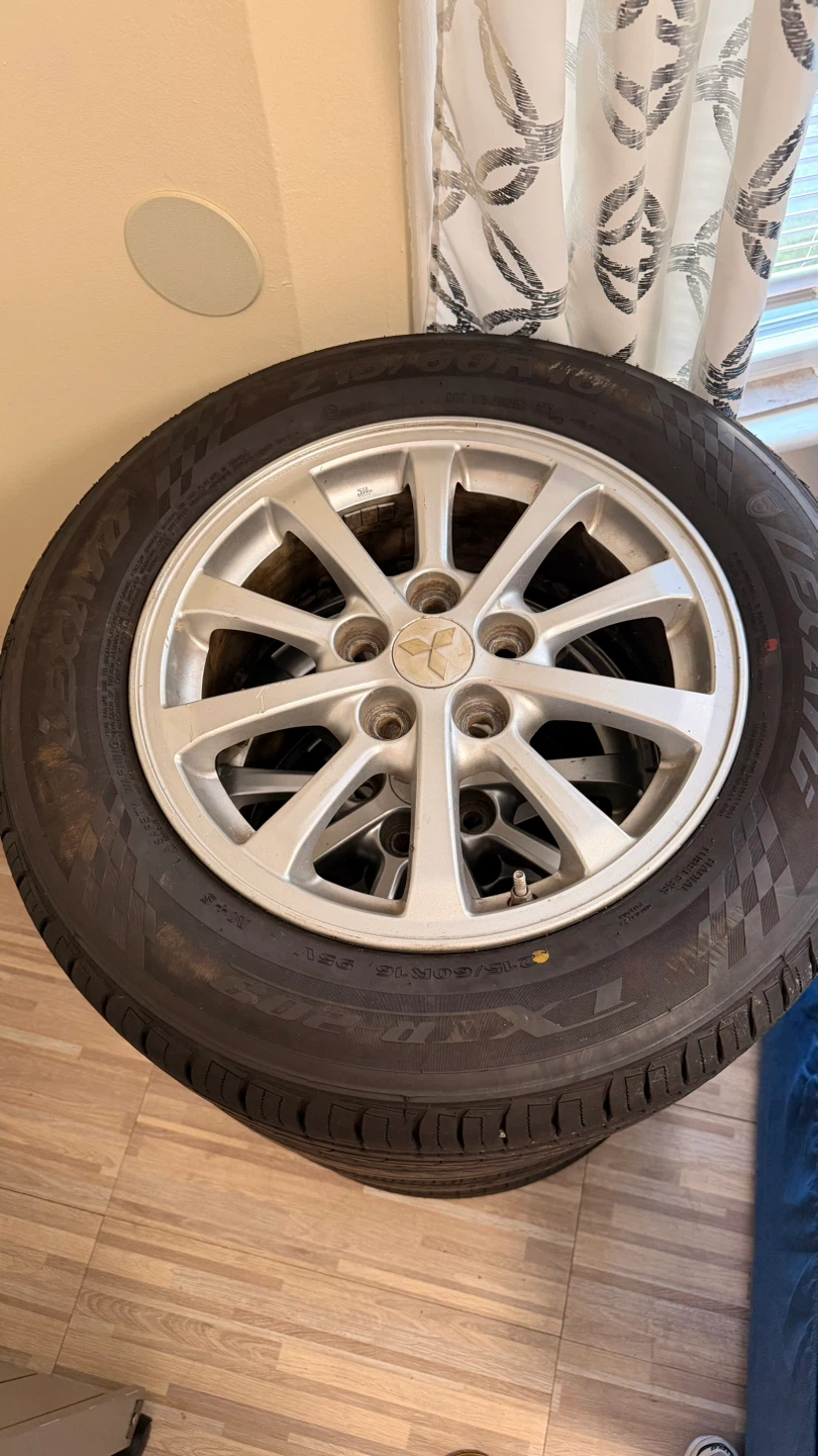 Set of 4 Mitsubishi Alloy Wheels with Tires - photo 2