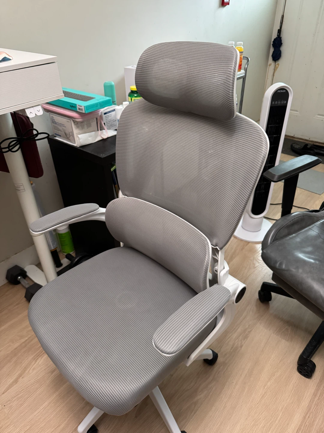 Brand New Ergonomic Mesh Office Chair (Retail $248)