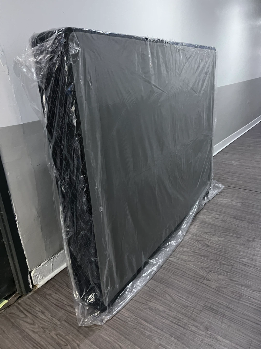 Diamond Mattress box spring 60"X80" Queen size - photo 2