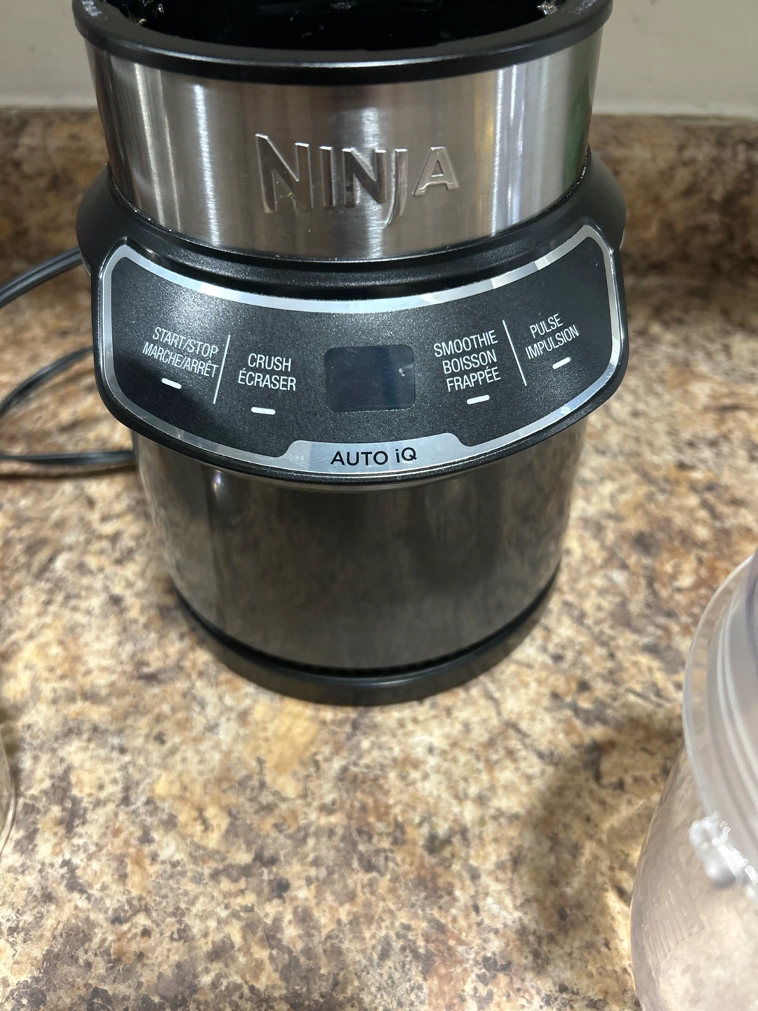 Ninja Blender with Cups - photo 3