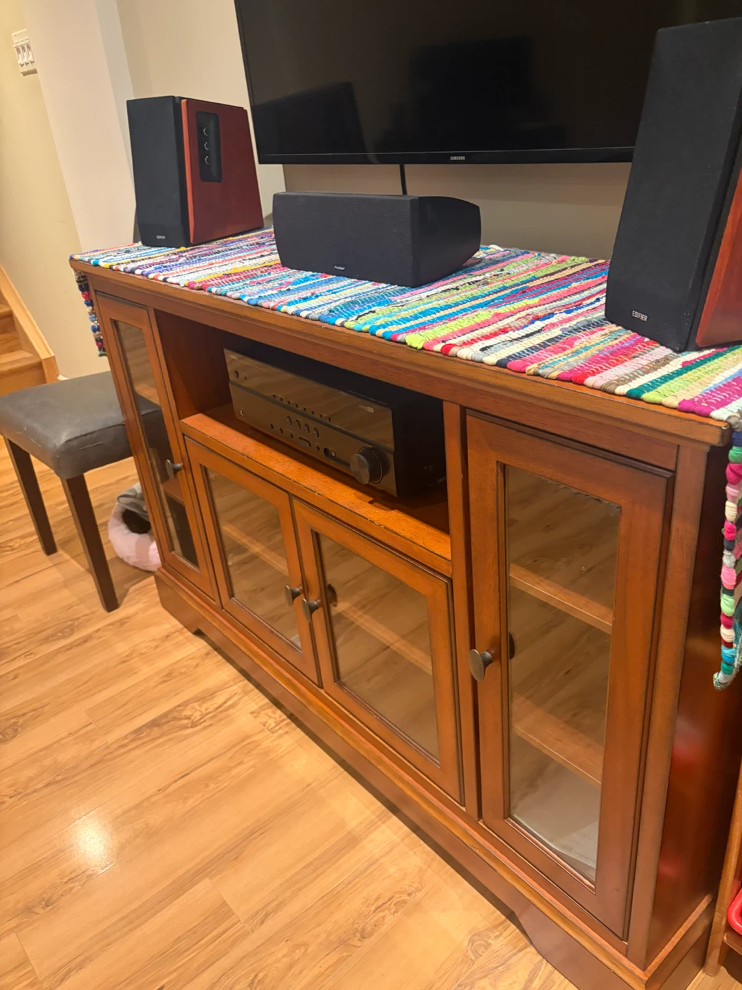 Entertainment center/unit