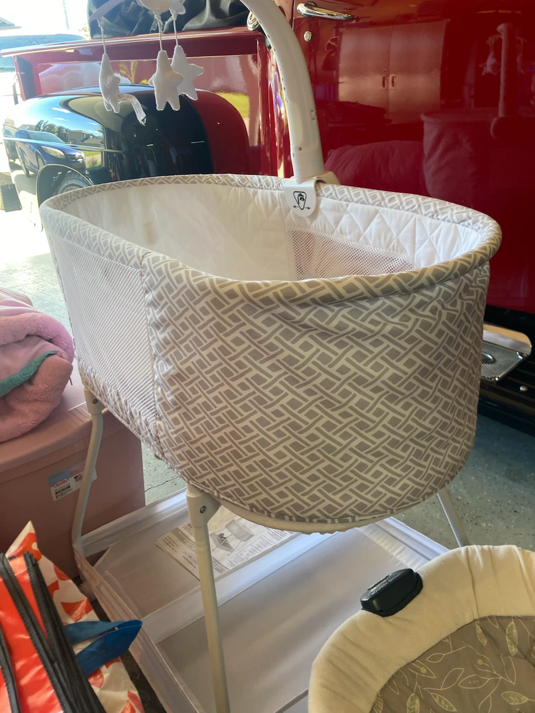 Bassinet Sleeper - photo 2