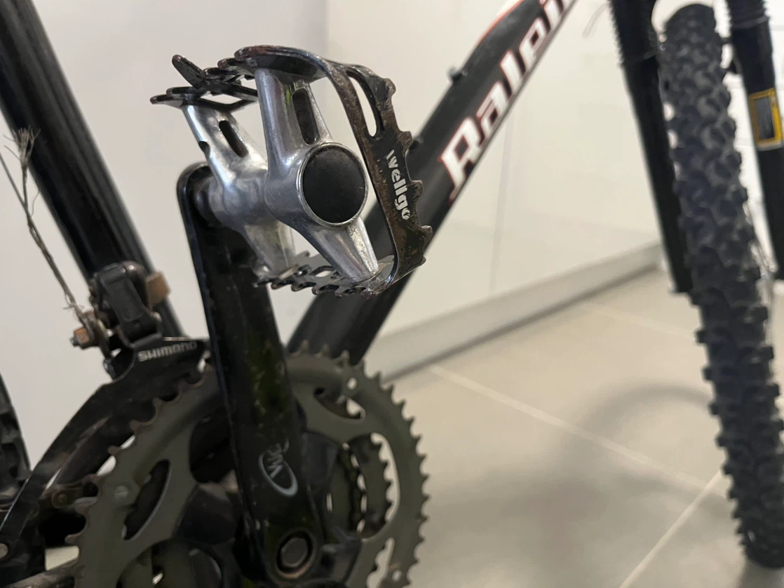 Raleigh Tomahawk Mountain Bike - photo 2