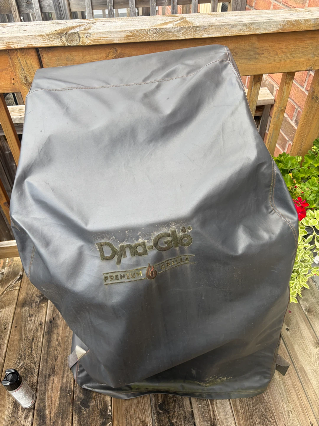 Dyna-Glo Gas Grill with Cover - photo 3