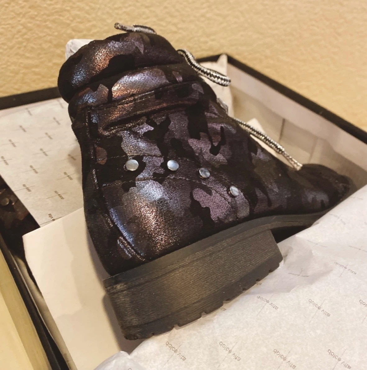 Dolce Vita Camo Lace-Up Boots size 2-3-4 - photo 4