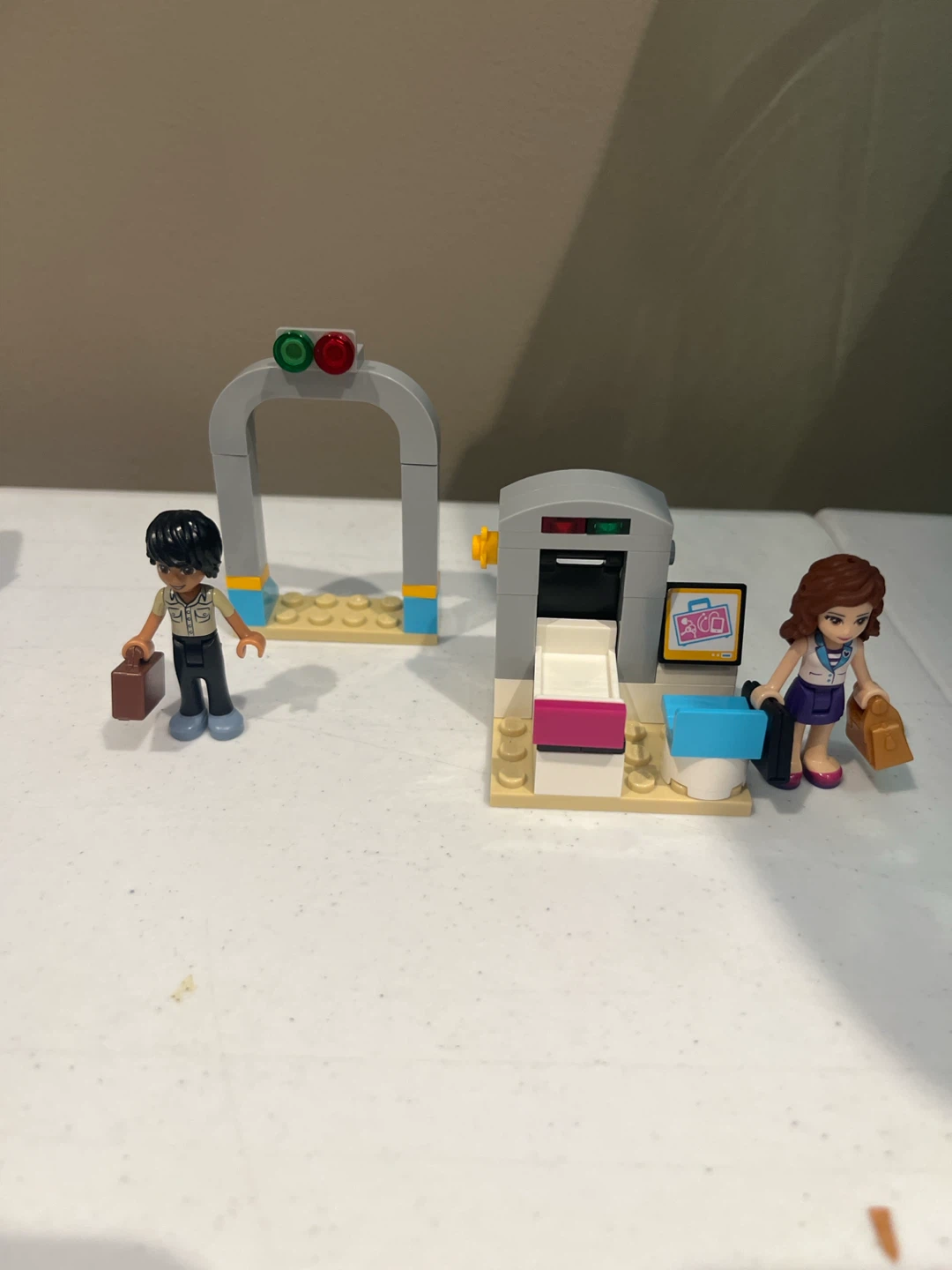 LEGO Friends Private Jet 41100 - photo 2