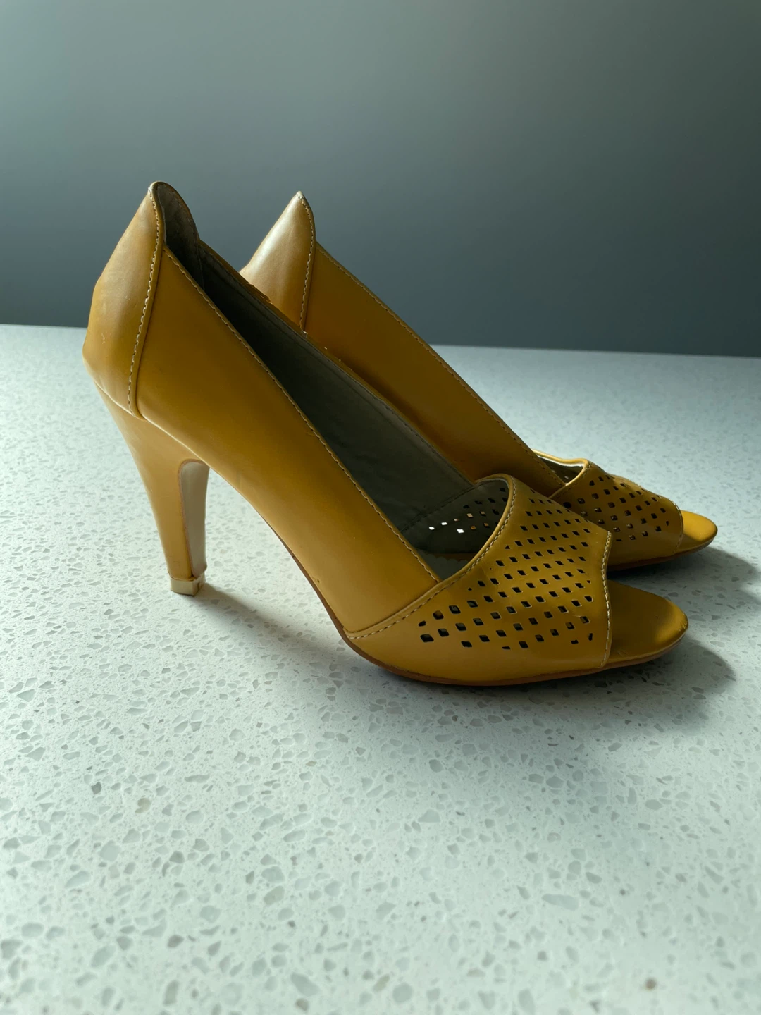 Retro inspired  size 7 yellow peep toe heels