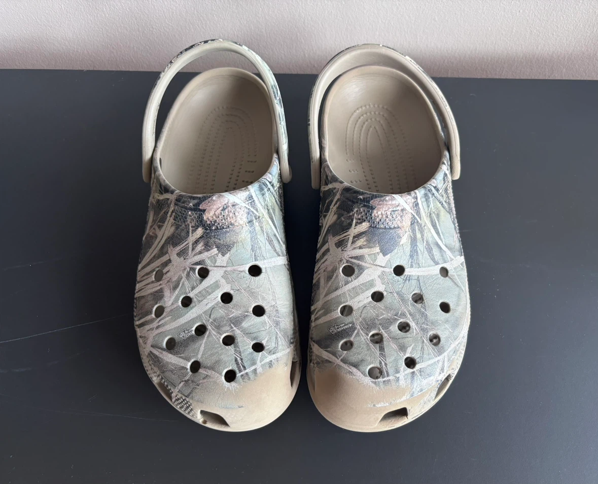 Crocs Size 11 Camo Clogs - photo 5