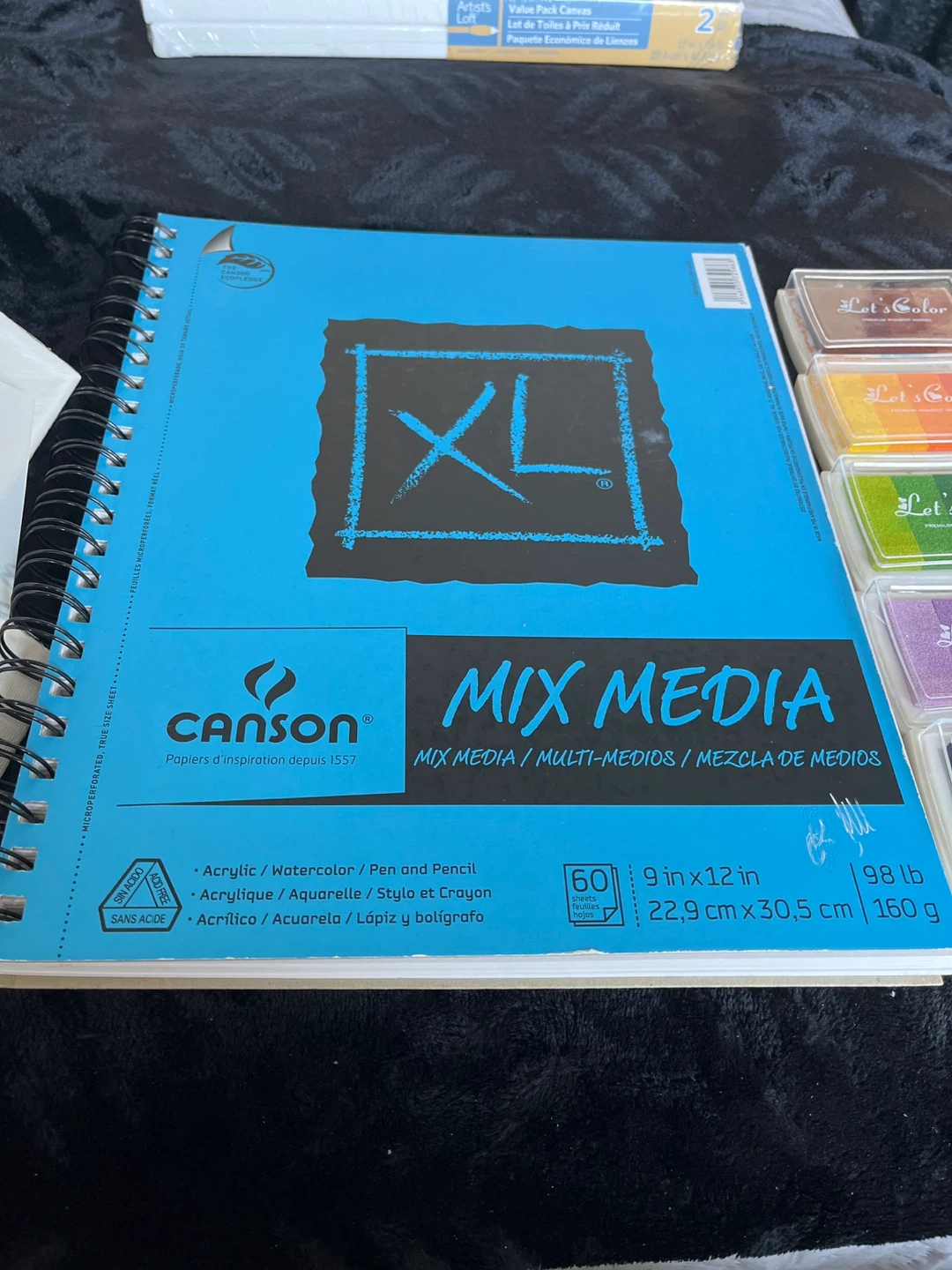 ART SUPPLIES - photo 4